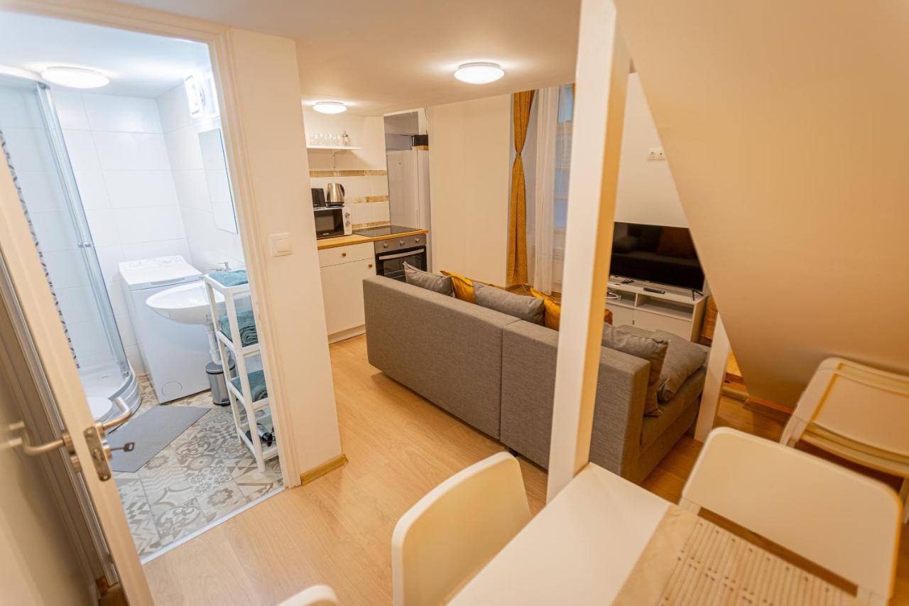 Cosy Downtown Flat In Budapest, Lisa Eksteriør billede
