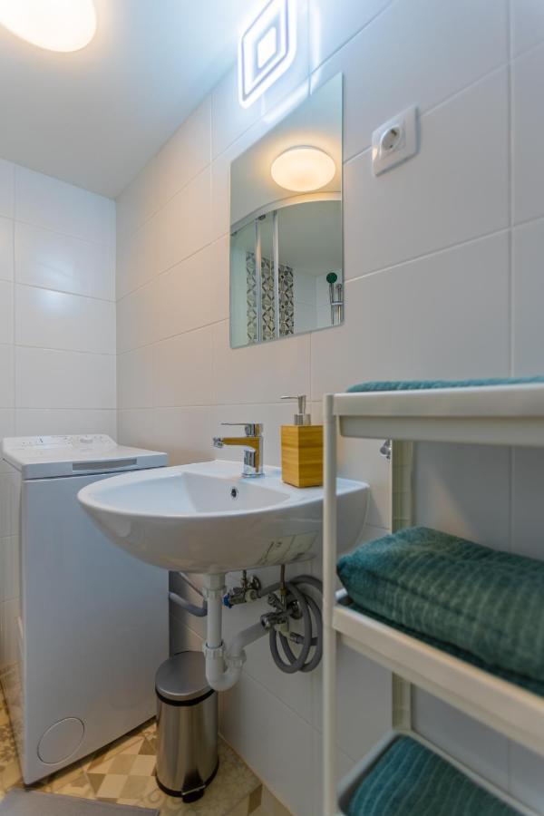Cosy Downtown Flat In Budapest, Lisa Eksteriør billede